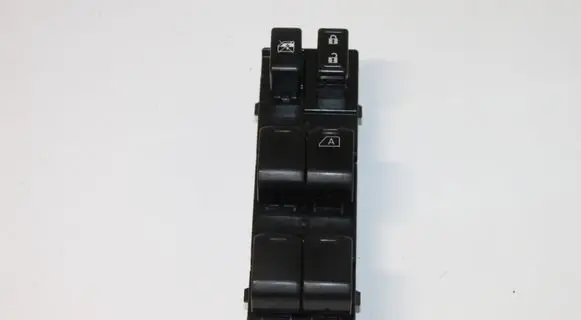 Nissan Note (E12) Electric window control switch