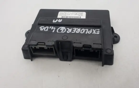 Ford Explorer Transfer box differential control unit 6L247H473AD