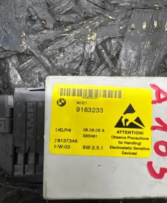 BMW 5 E60 E61 Center console control module 9183233 28137346 563481