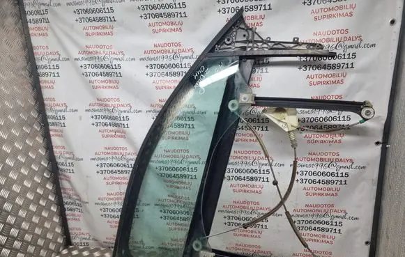 Audi A3 S3 8P Front door electric window regulator 8P383763003