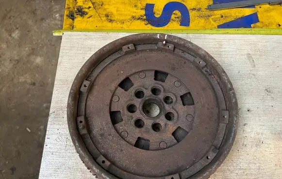 Volvo S40, V40 Dual mass flywheel 