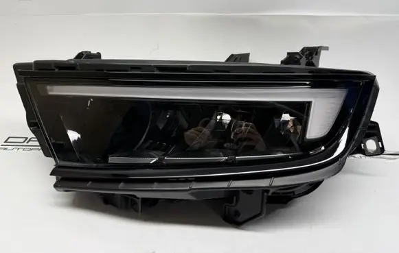 Opel Astra L Headlight/headlamp 9858777280