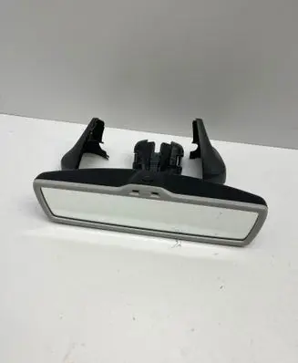 Rear view mirror (interior)