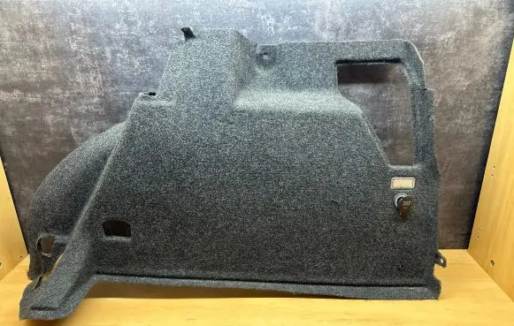 Volkswagen Golf IV Trunk/boot side trim panel 1J6867428K 5927200 0181960