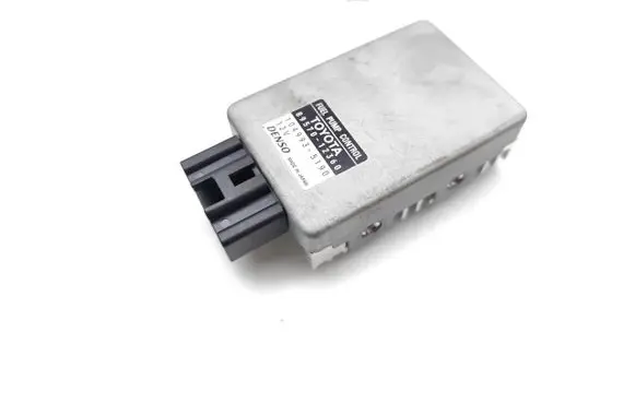 Toyota Auris E180 Fuel injection pump control unit/module 8957012360 1049935190