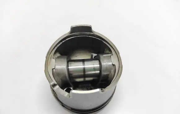 Mitsubishi Pajero Piston 061106 0611062