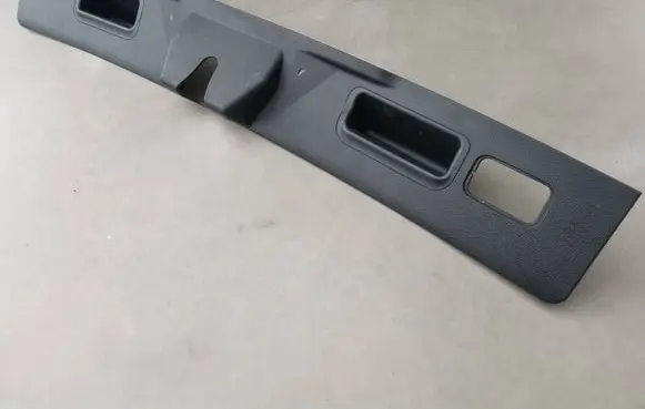 Mercedes-Benz R W251 Trunk/boot sill cover protection 2517470087 157107