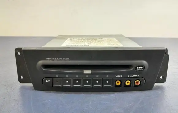 Chrysler Pacifica Radio/CD/DVD/GPS head unit P05094031AD