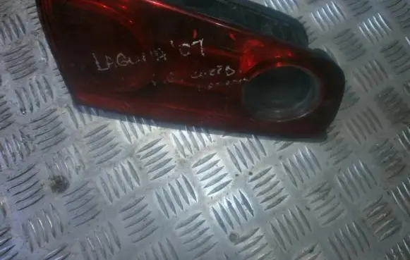 Renault Laguna II Tailgate rear/tail lights b74ph2