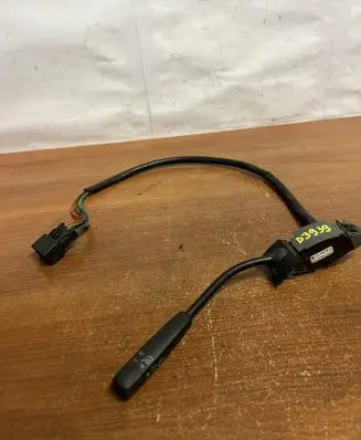 Mercedes-Benz E W210 Cruise control switch 2105400245 D3939
