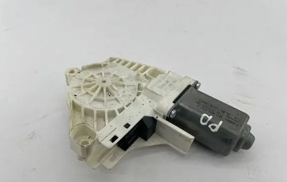 Audi A7 S7 4G Front door window regulator motor 8K0959802B