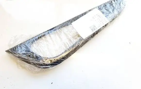 Nissan Qashqai Other rear door trim element 826824EA1AX