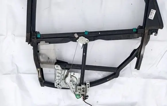 Audi A4 S4 B5 8D Sliding door window regulator with motor 8d0839399A