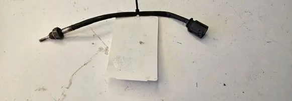 BMW 3 E90 E91 Exhaust gas temperature sensor 8576316