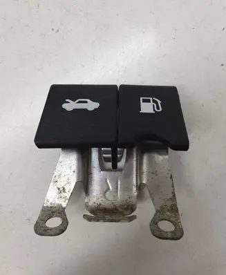 Nissan Qashqai Engine bonnet (hood) release handle