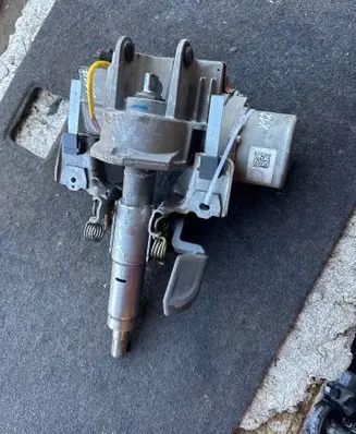 Opel Corsa D Electric power steering pump 26126352