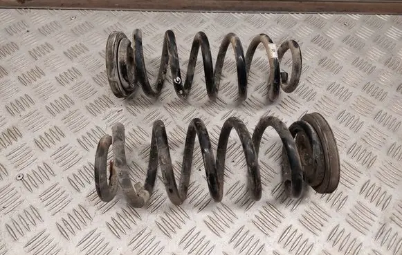 Audi A3 S3 8V Rear coil spring 5Q0511115