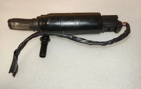 BMW 3 F30 F35 F31 Headlight washer pump 7217792 67637217792 61678374382