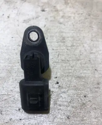 Skoda Superb B6 (3T) Camshaft position sensor 030907601E