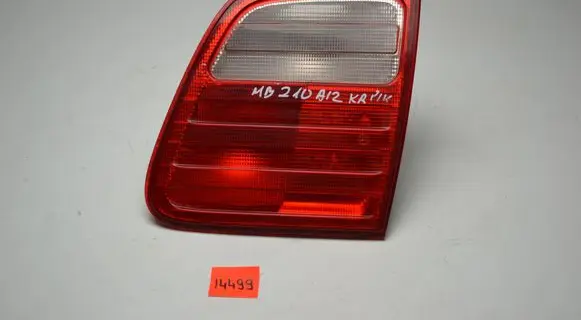 Mercedes-Benz E W210 Tailgate rear/tail lights A2108202664
