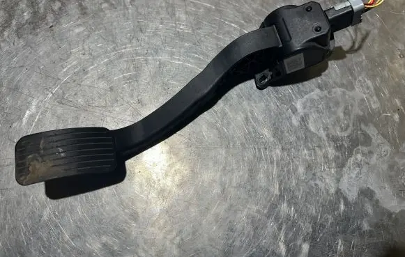 Citroen Berlingo Accelerator throttle pedal 9671416980