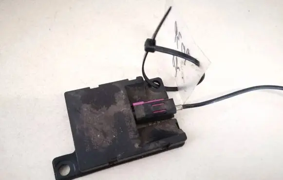 BMW 7 E65 E66 Antenna control unit 84508387422 84508387422-03