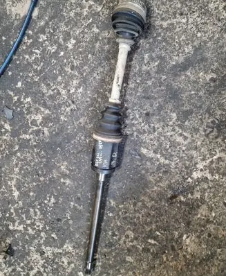 BMW 5 E60 E61 Front driveshaft