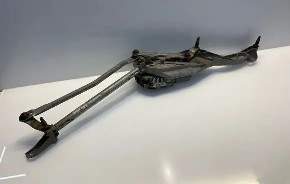 Mercedes-Benz E W211 Front wiper linkage and motor A2118200940 3397020788 2118200940