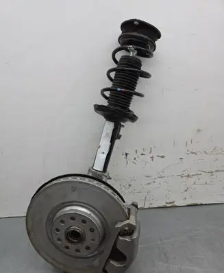 Audi Q3 F3 Front wheel hub spindle knuckle 5Q0407258A