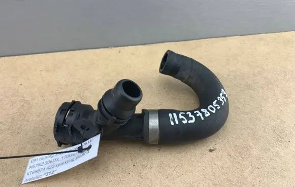 BMW 3 E90 E91 Engine coolant pipe/hose 7805359 11537805359 11537795762