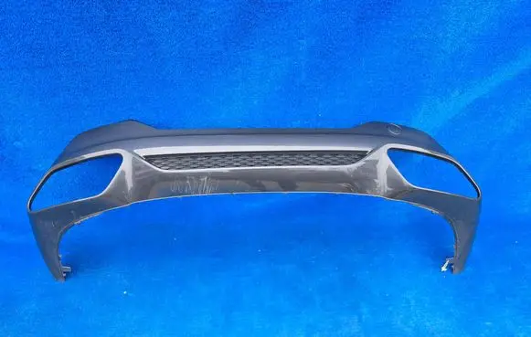 BMW 8 G14 Rear bumper lower part trim 8075246