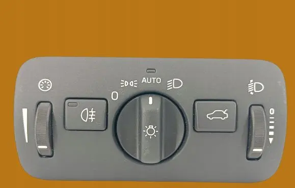 Volvo V40 Light switch 30739425