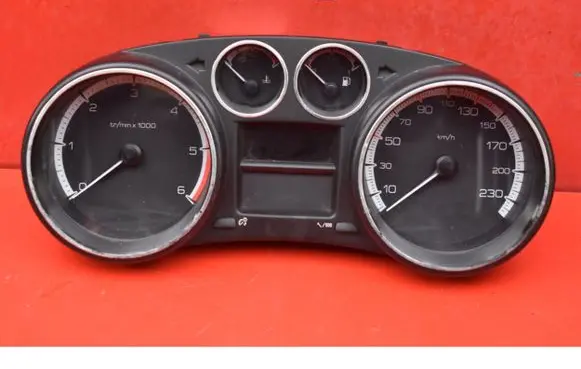 Peugeot 308 Speedometer (instrument cluster) 9674936280