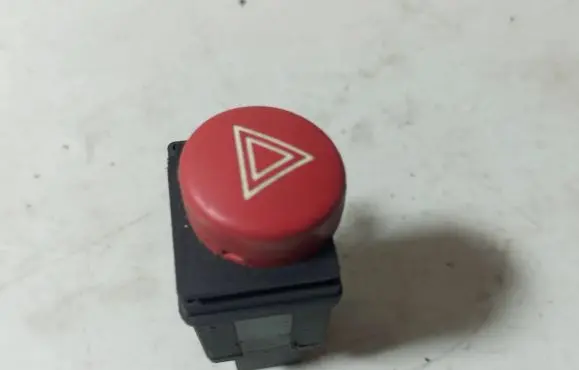 Seat Ibiza III (6L) Hazard light switch 6L1953235A