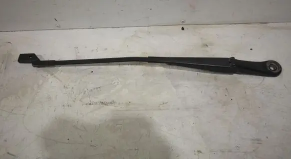 Opel Zafira C Front wiper blade arm 20812594