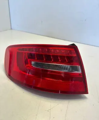 Audi A4 S4 B9 8W Rear/tail lights 8K9945095D 230914L