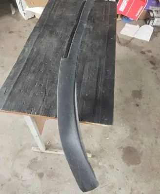 Front bumper lip