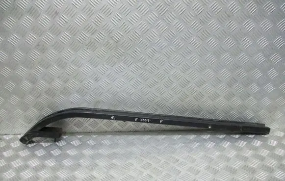 Peugeot 1007 Front door trim (molding) 