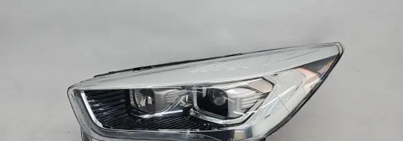 Ford Kuga II Headlight/headlamp GV4113D155AJ