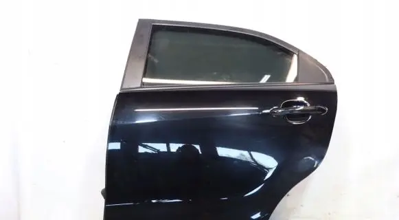 KIA Rio Rear door