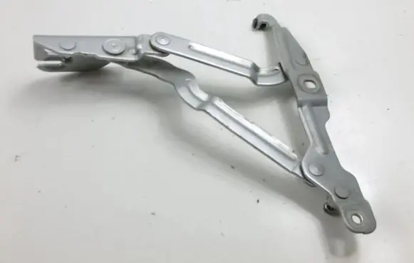 Audi A4 S4 B5 8D Tailgate/trunk/boot hinge 3B5827302A