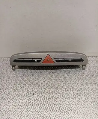 Peugeot 308 Hazard light switch 9659417477 03069060