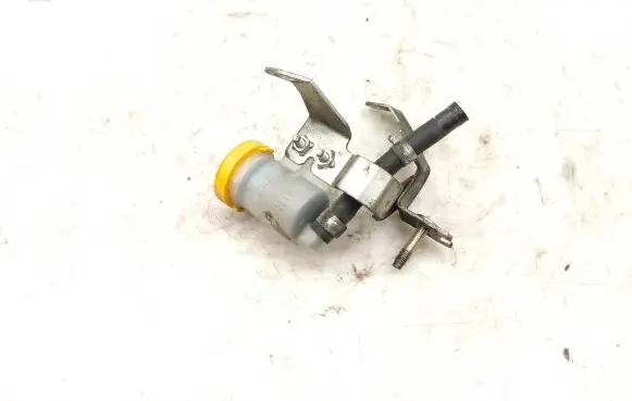Subaru Outback Power steering fluid tank/reservoir