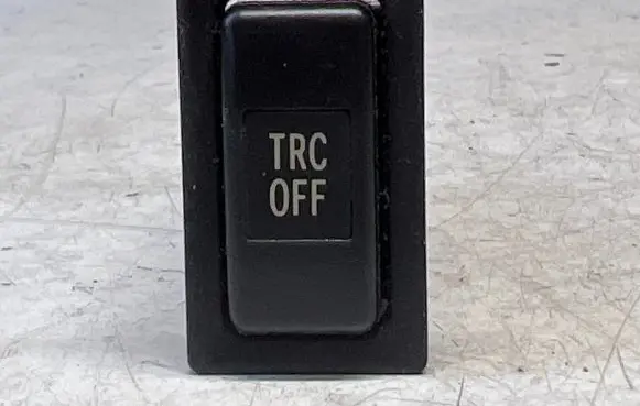 Toyota Avensis T250 Traction control (ASR) switch TR8801