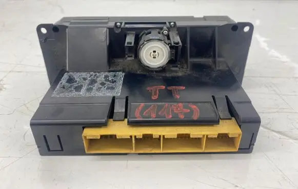 Audi TT Mk1 Other air conditioning (A/C) parts 4F9035225D