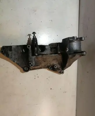 Generator/alternator bracket