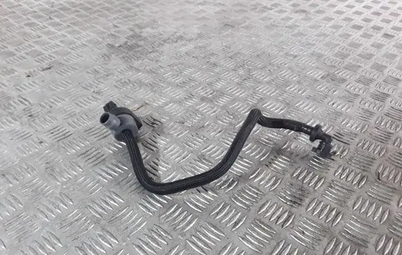 BMW X6 M Breather/breather pipe/hose 7636149