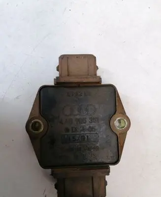 Audi 80 90 B3 Ignition amplifier control unit 4A0905351
