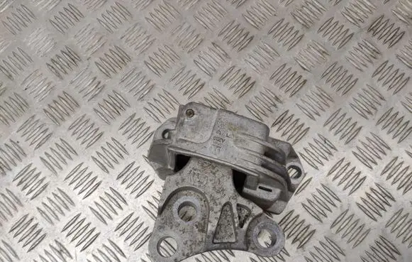 Fiat 500X Engine mount bracket 0A236