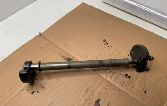 Volkswagen Touareg III Balance shaft 059103331AF
